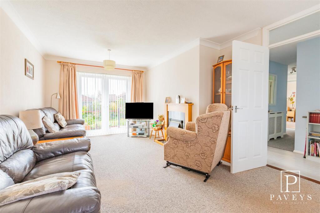 House in Walton-on-the-Naze, Frinton and Walton - View 3
