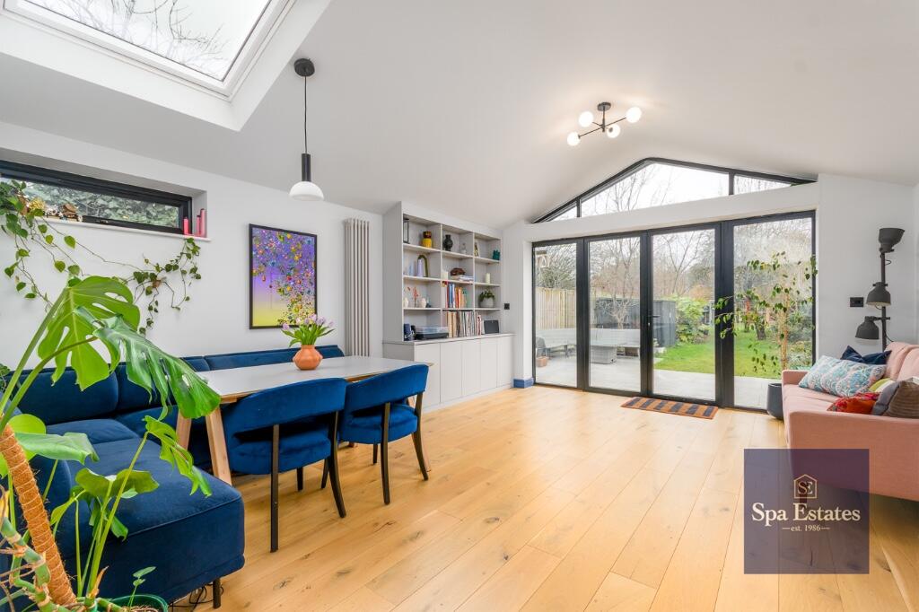 Main image of property: Alexandra Road, Leamington Spa, Warwickshire, CV31