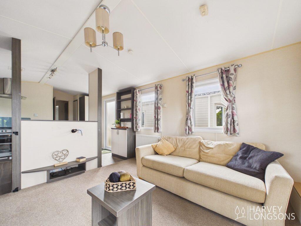 House in Worcester - View 2
