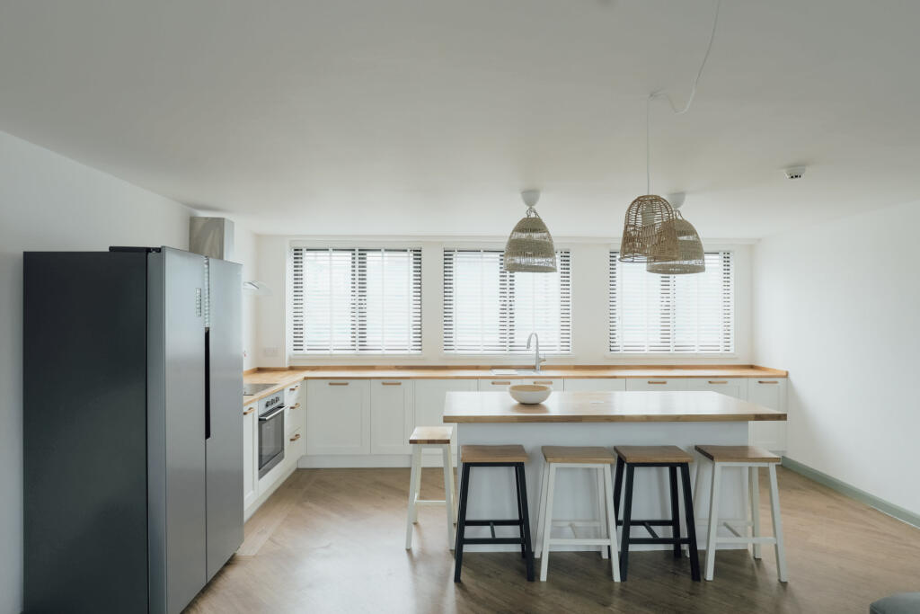 House in Lincoln, Lincolnshire - View 5