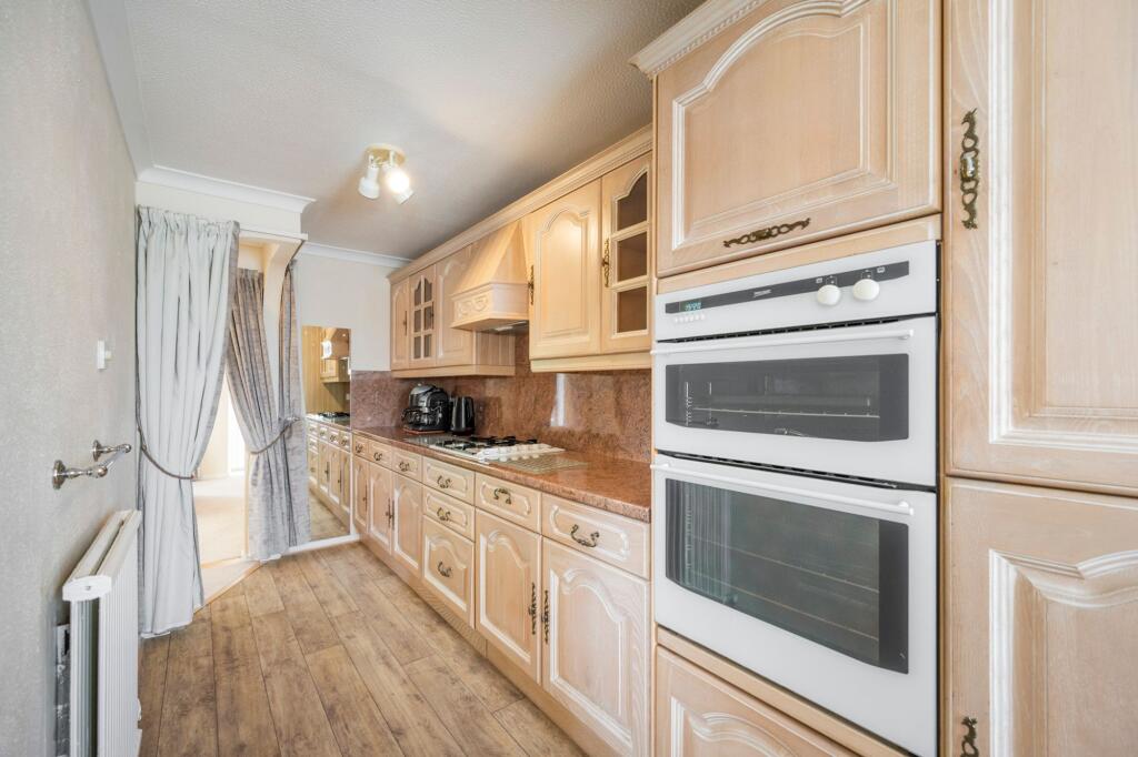 House in Bracknell - View 4