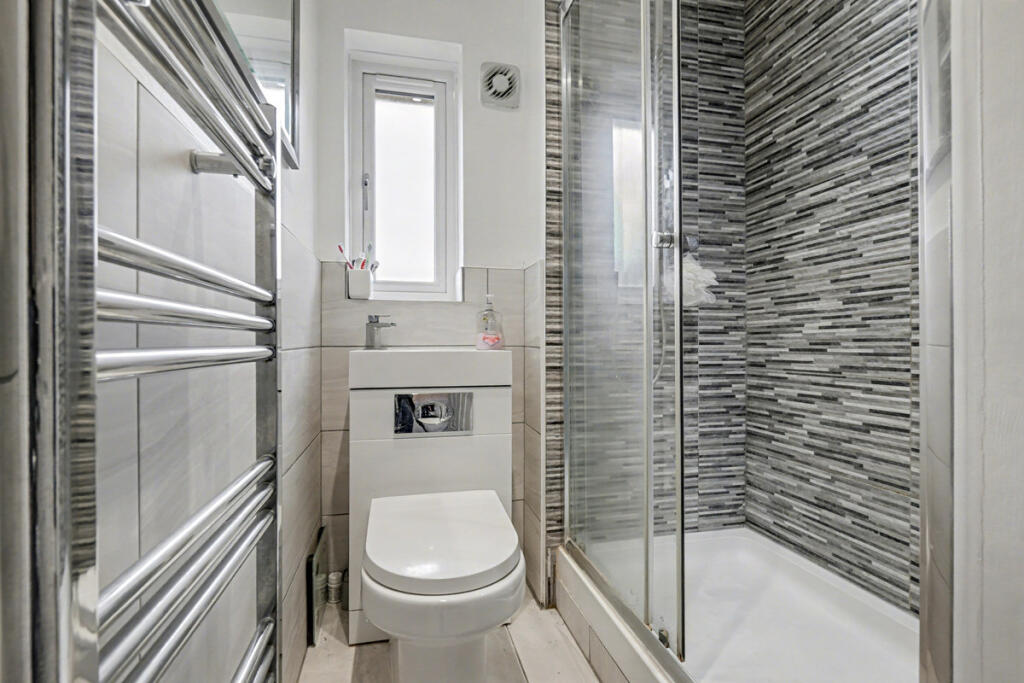 House in Swale, Milton Regis - More