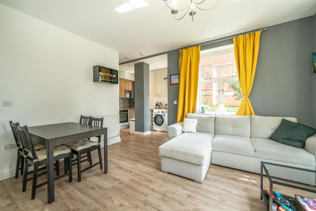 Hatfield Road, St. Albans – pohled 6