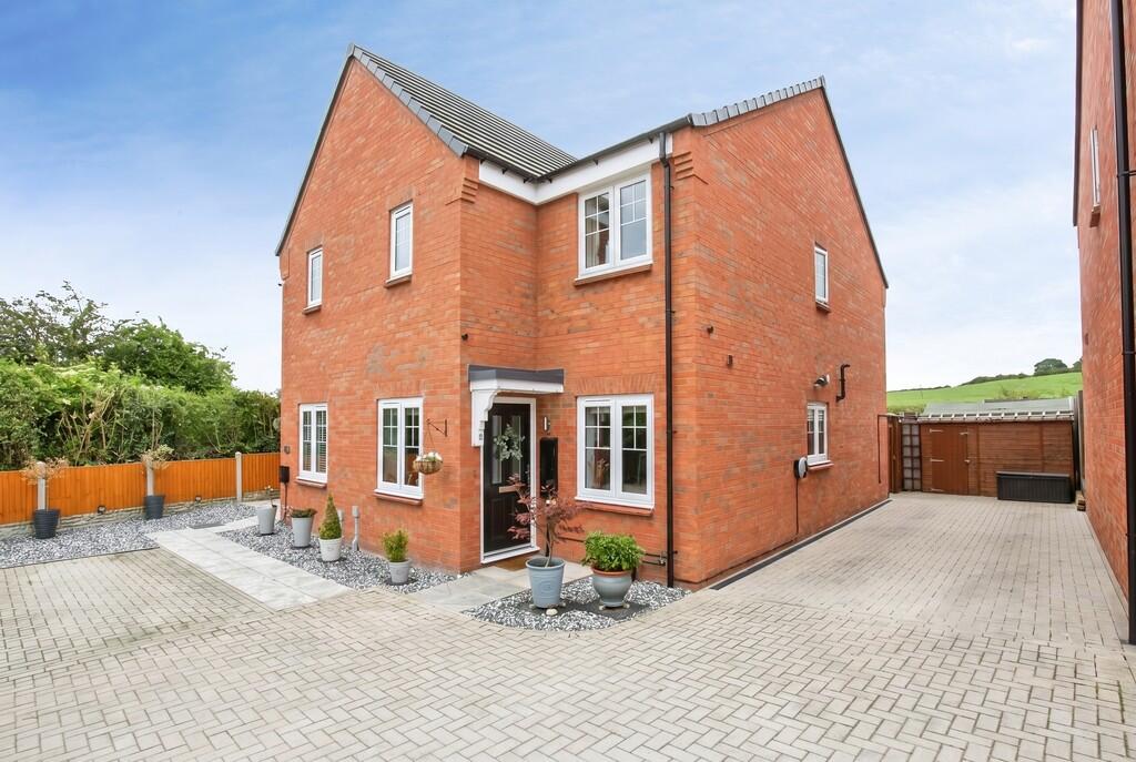 Main image of property: Oak Close, Polesworth