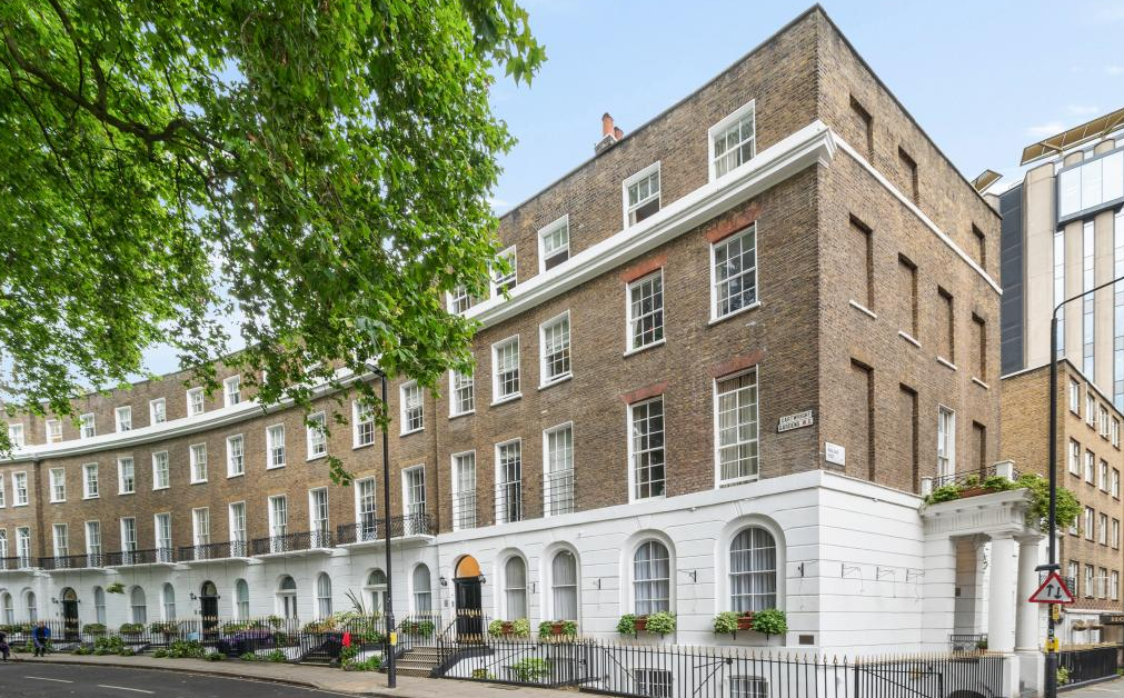 Apartment in London - View 5