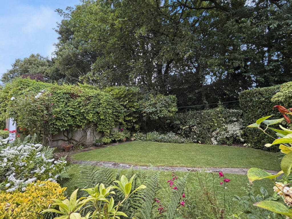 Main image of property: West End Drive, Horsforth, LS18