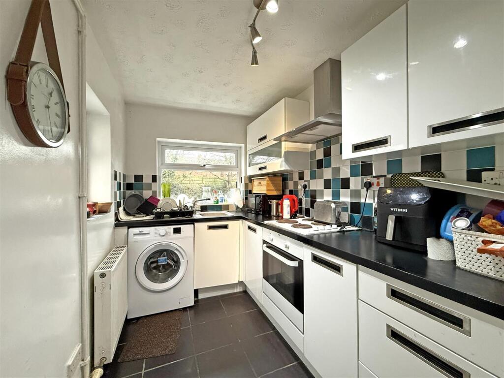 House in Shrewsbury, Shropshire - View 3