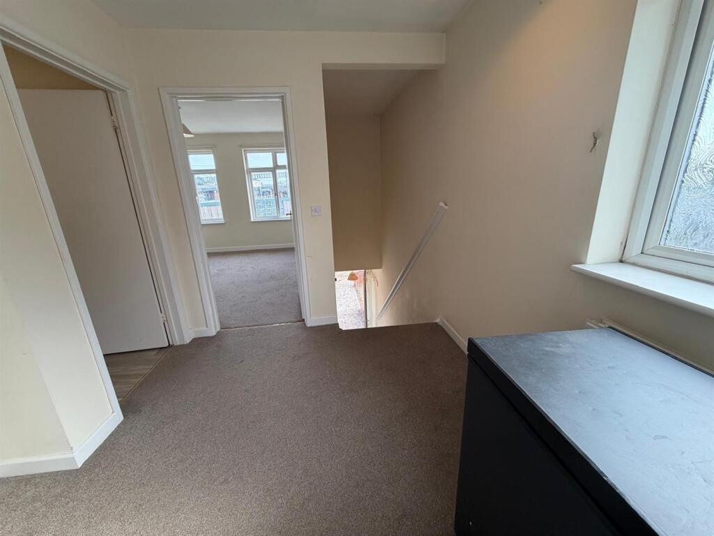 Apartment in South Oxfordshire, Old Didcot, Didcot - More