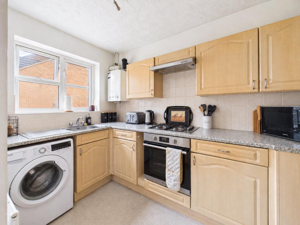 House in Swindon - View 5