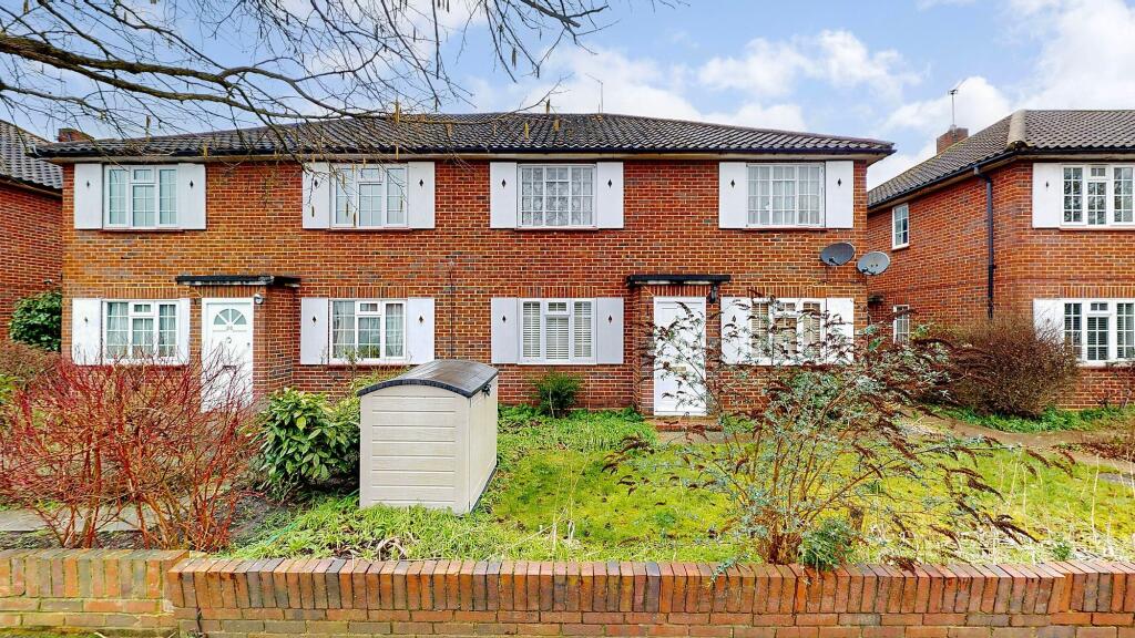 2-bed flat on Stanmore Gardens, Richmond, TW9, £550,000