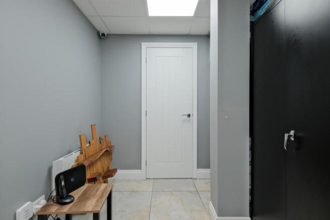 017-54 Main Street, Forth ML11 8BS.jpg