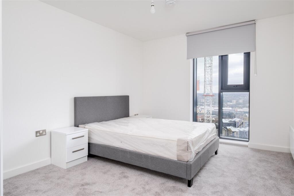 Additional image 4 of The Bank II, B16