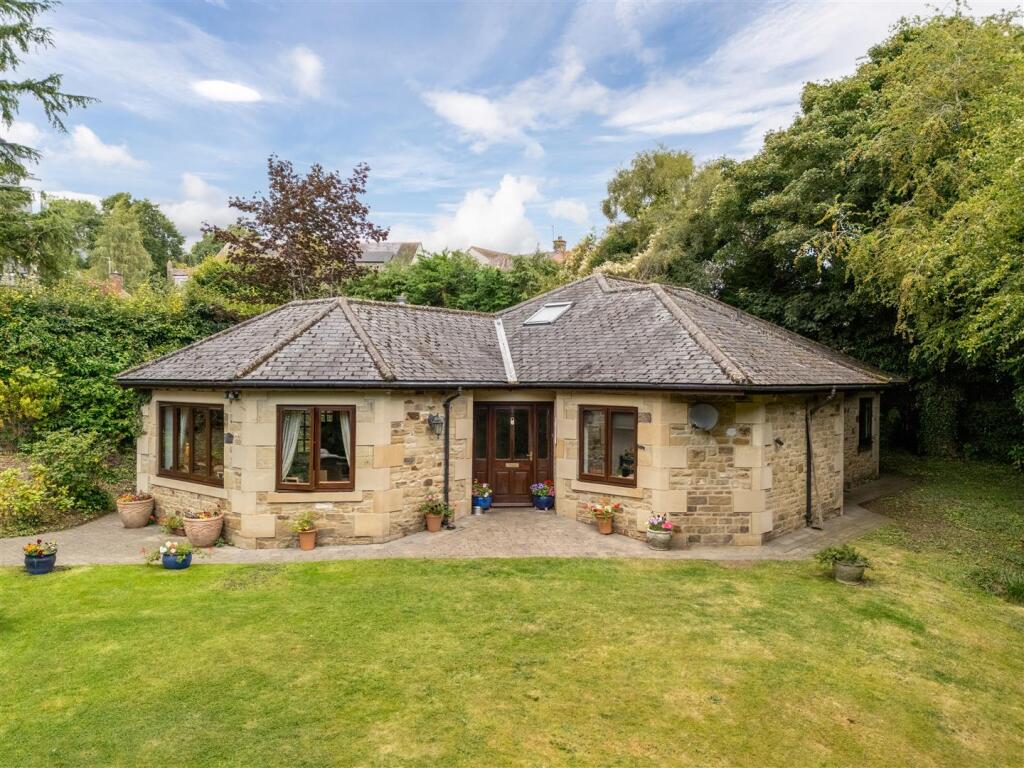 4-bed detached on Leazes Lane, Hexham, £575,000