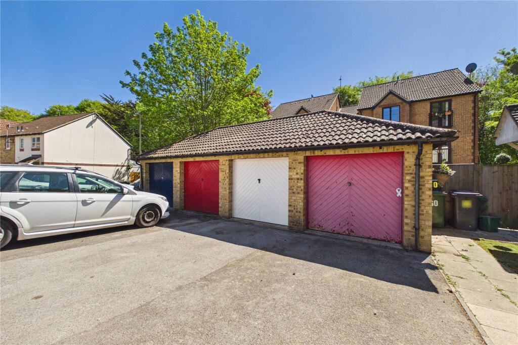 House in Basingstoke and Deane, Rooksdown - View 6