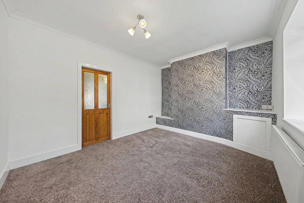 House in Bolsover, Old Bolsover - View 5