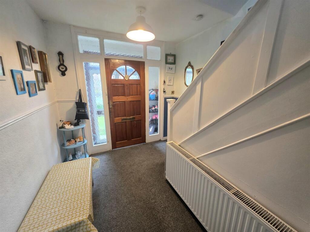 House in Stockport, Heald Green - More