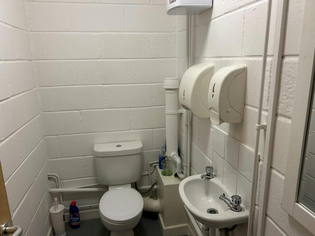 WC.jpg