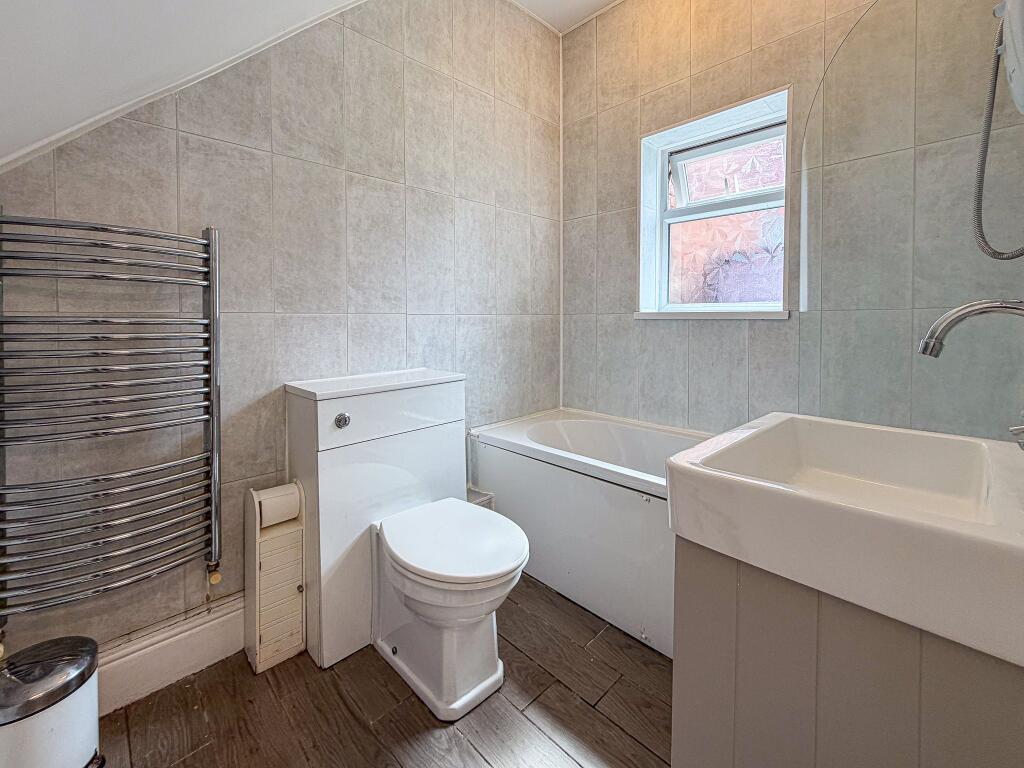 House in Gateshead, North East - View 4