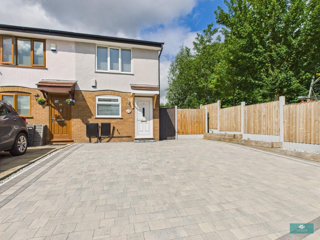 Main image of property: Ravenwood, Chadderton, Oldham, Greater Manchester, OL9