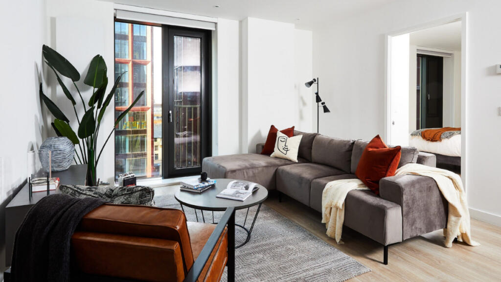 2-bed apartment on Circle Square, Manchester, M1 7, £418,000