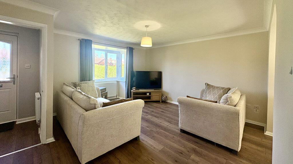 House in Lincoln - View 5