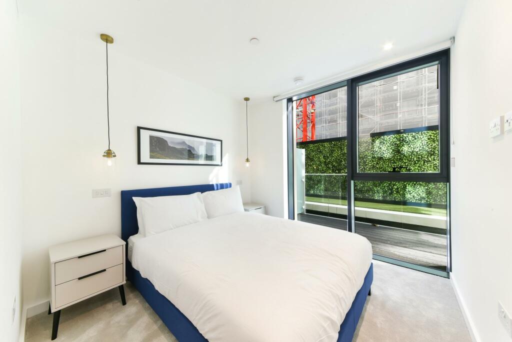 Apartment in London - More