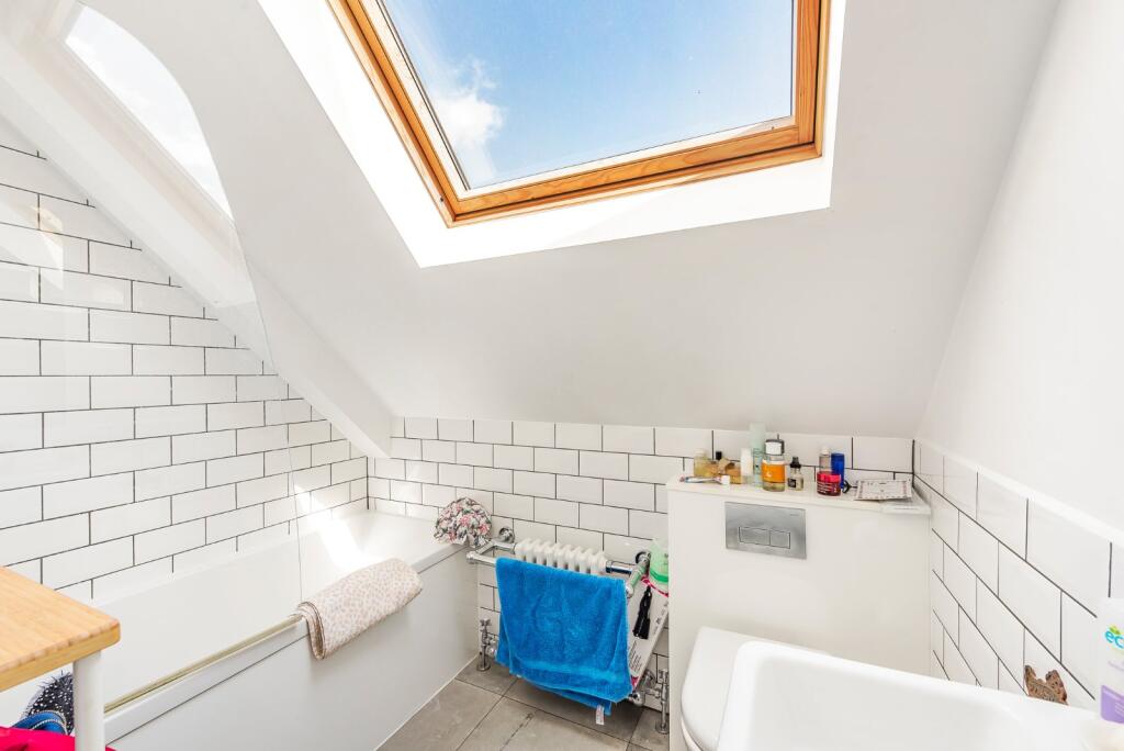 Apartment in London - View 5