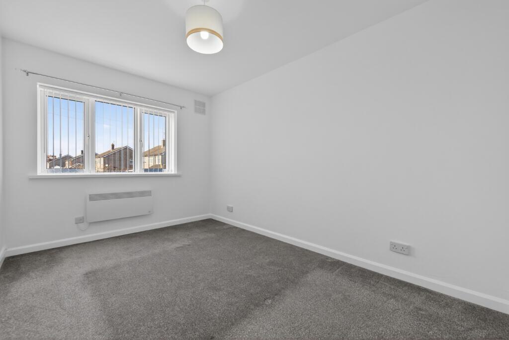 Apartment in Cardiff, Rumney - View 5
