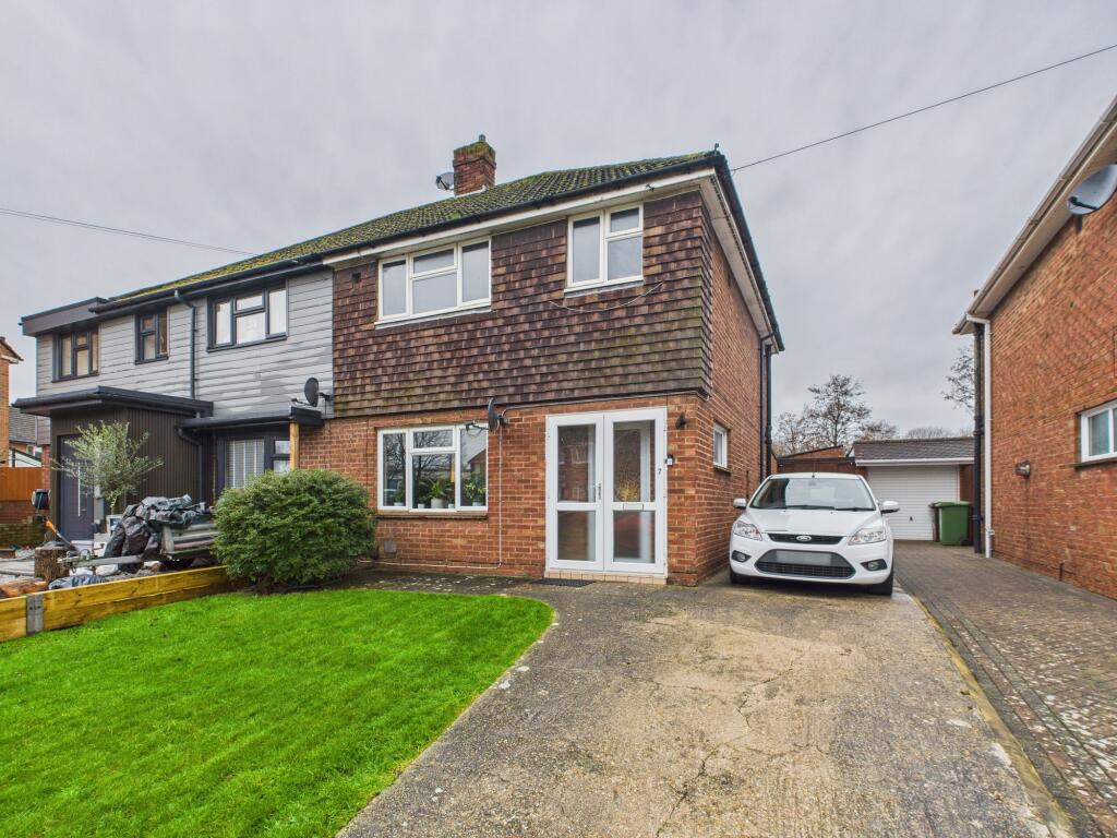 Main image of property: Nutbourne Road, Farlington, Portsmouth, PO6