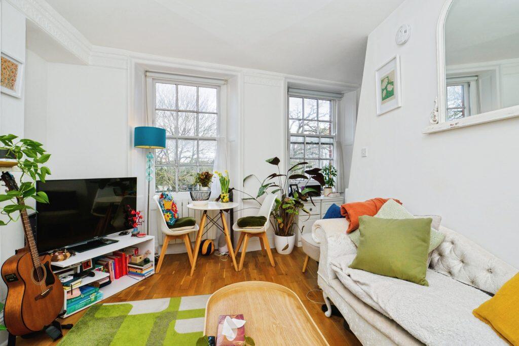 Apartment in Canterbury - View 4