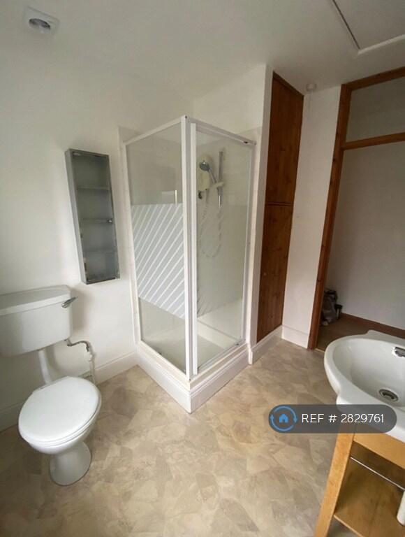 Additional image 4 of High Street, Street, BA16