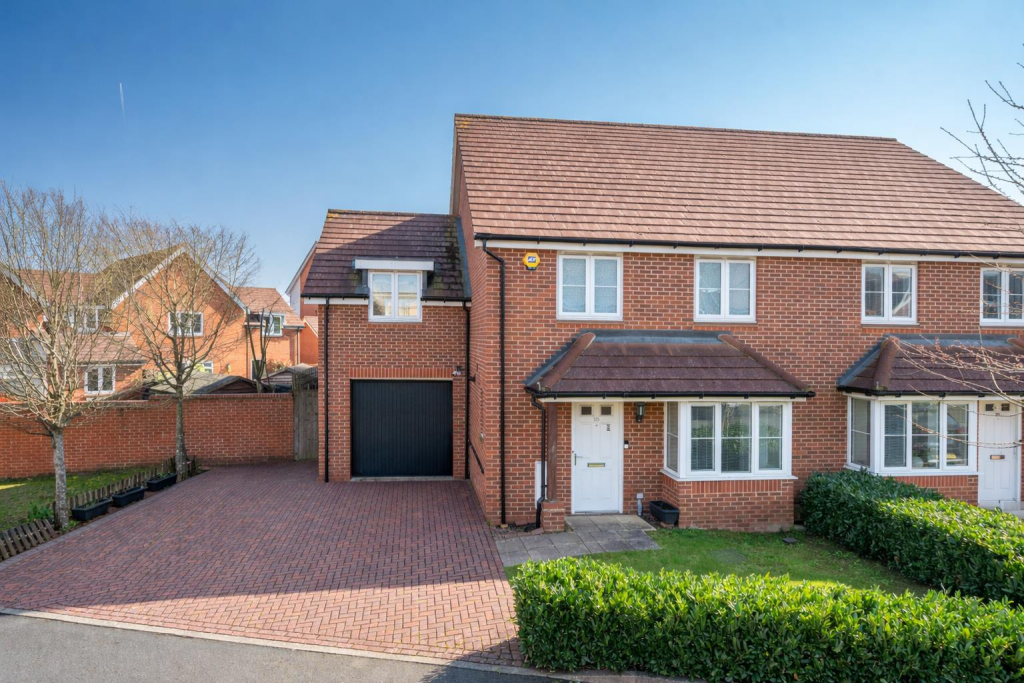 Main image of property: Offord Grove, Leavesden