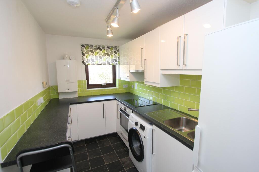 Apartment in Llantwit Major - View 2