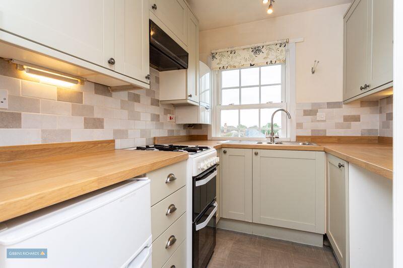 Apartment in Taunton - View 5