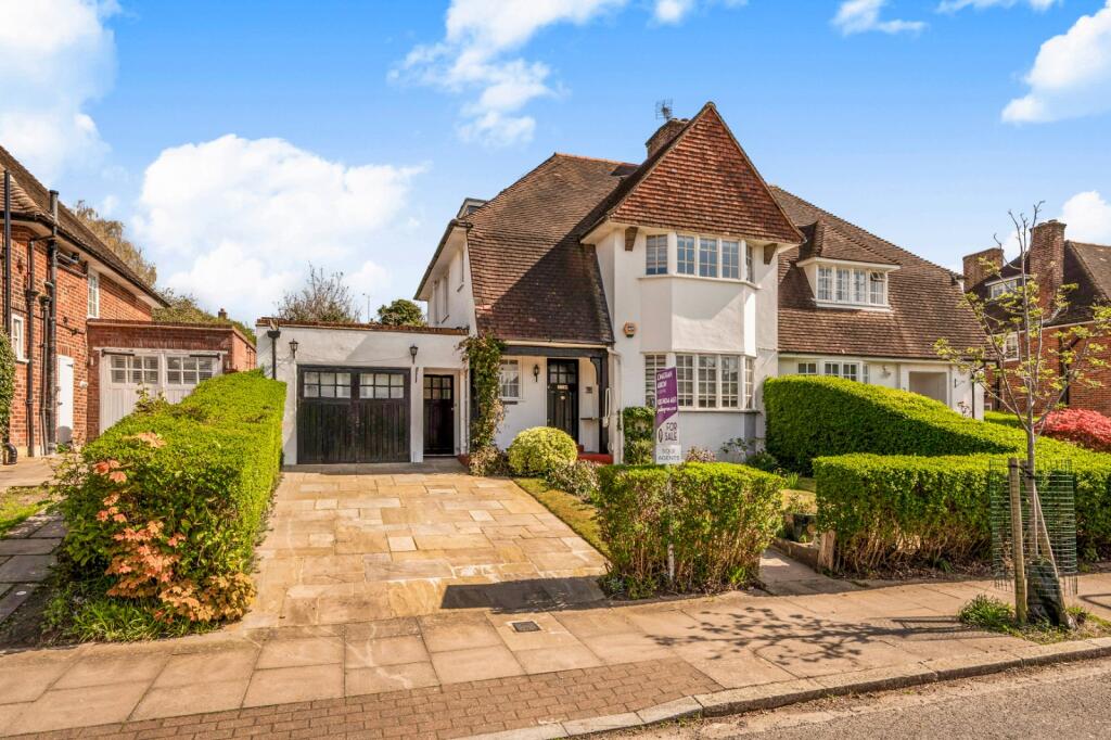 Main image of property: Hill Rise, Hampstead Garden Suburb, London, NW11