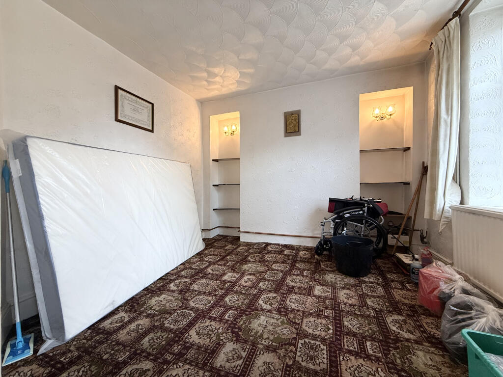 House in Cardiff, Hirwaun - View 2