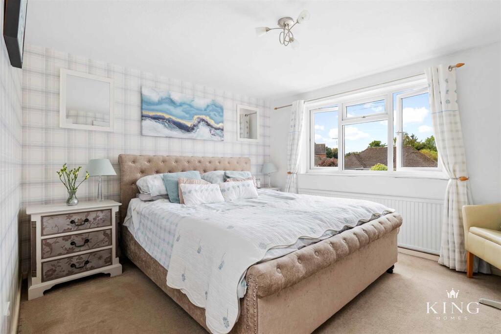 House in Stratford-on-Avon, Studley - More