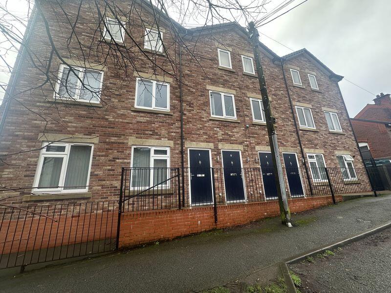 Main image of property: 2 Kings Pitt Mews, Pemberton, WN5 8JJ