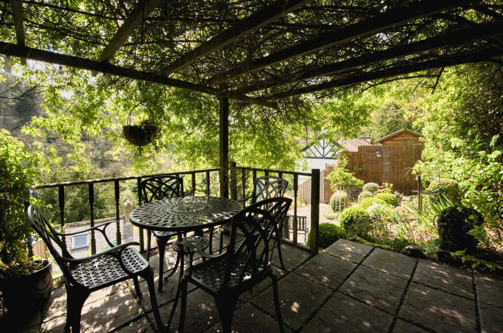 Commonwood, St. Johns Road, Matlock Bath photo 2