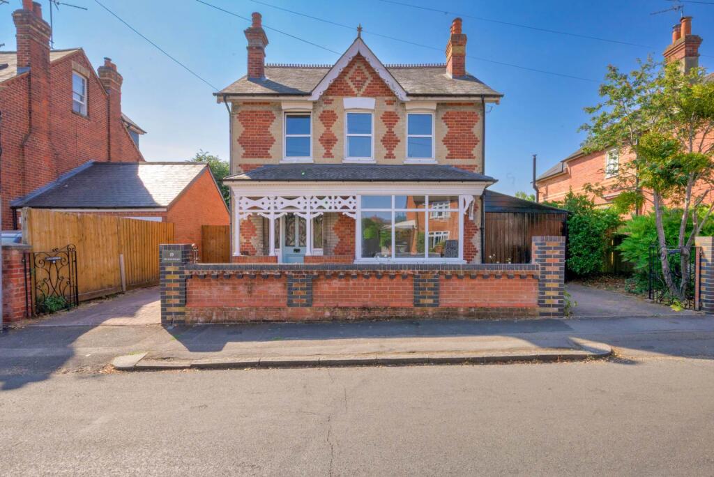 Main image of property: Oakley Road, Caversham Heights