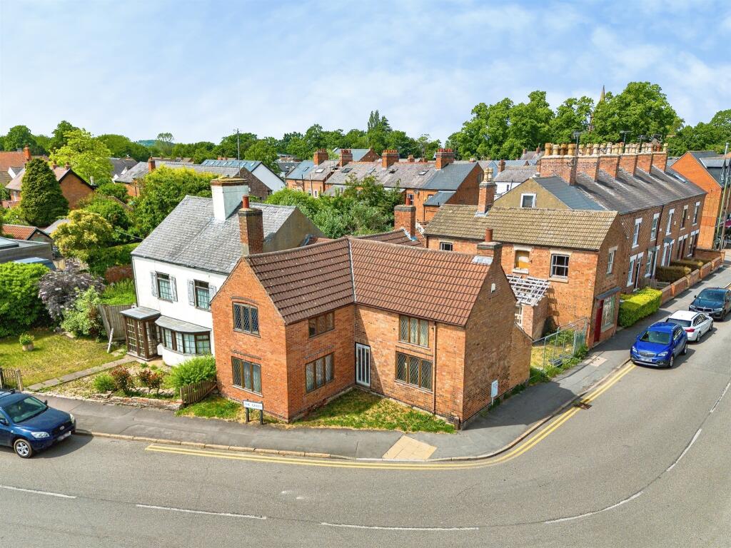 The Green, Ruddington, NOTTINGHAM - View 3