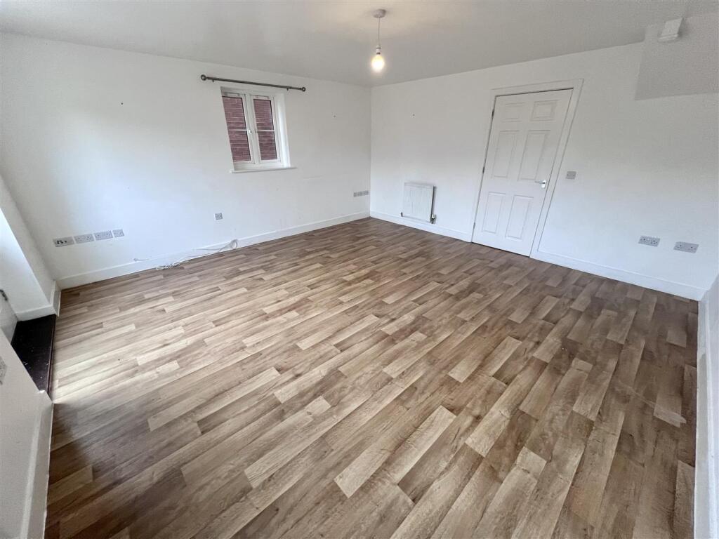 House in St Georges - View 4