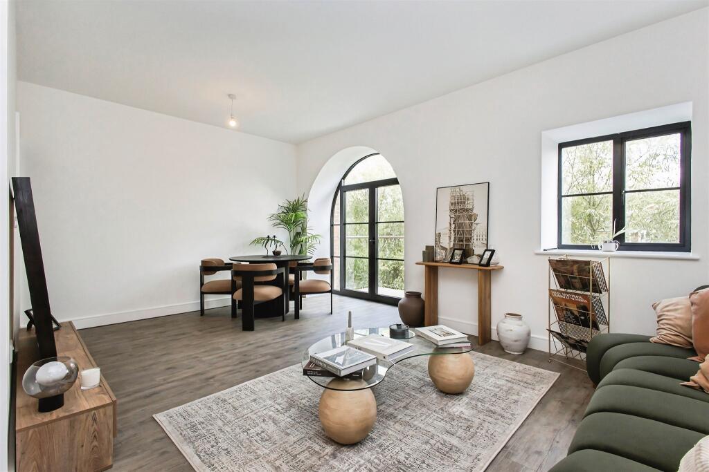 Apartment in Colchester - View 2