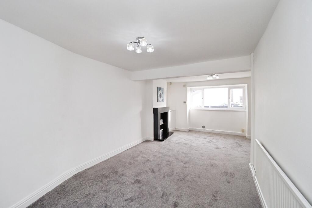 House in Mansfield, Ladybrook - View 3