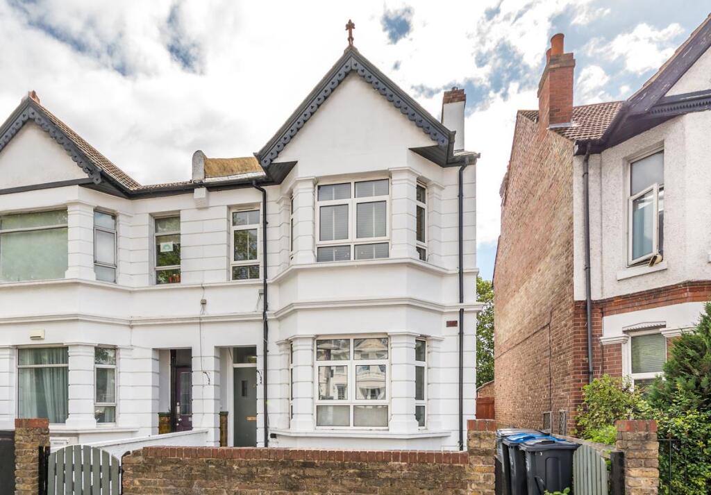 Beulah Hill, Upper Norwood, SE19 photo 4