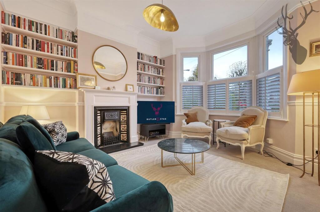 Gordon Avenue, London, E4 photo 3
