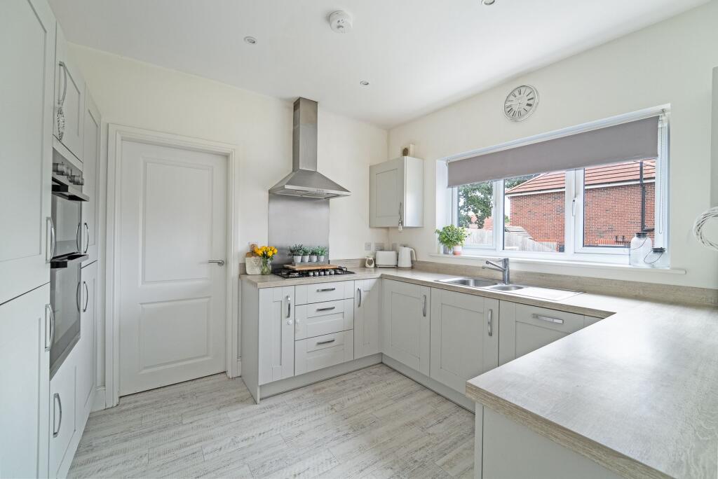 45, Poppy Field Road, Northop Hall, CH7 photo 3