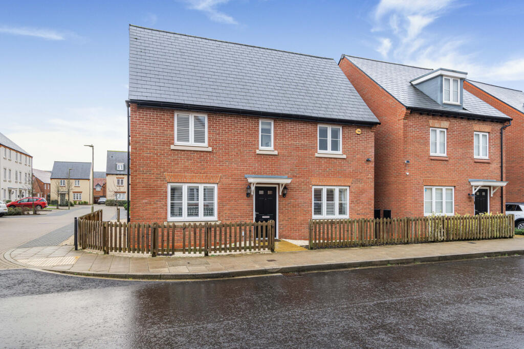 Main image of property: Chester Road, Bicester, OX26