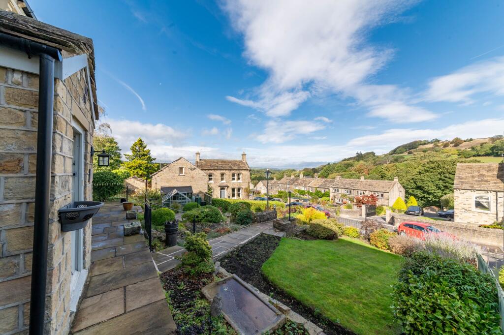 Sude Hill, New Mill, HD9 photo 2
