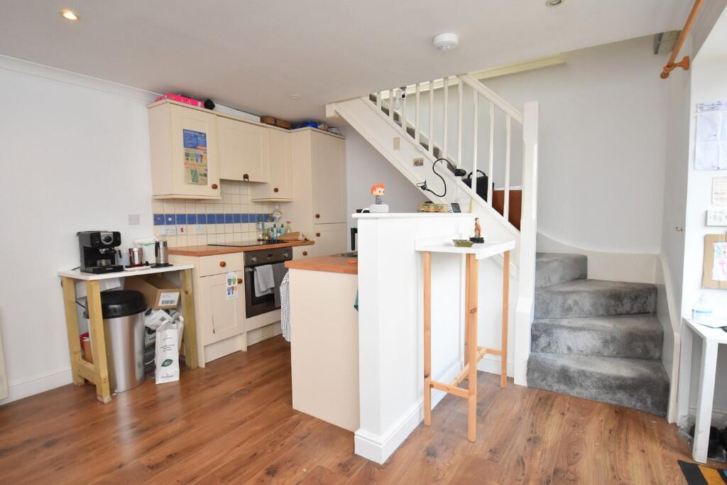 Additional image 5 of Coles Close, Wincanton, Somerset, BA9